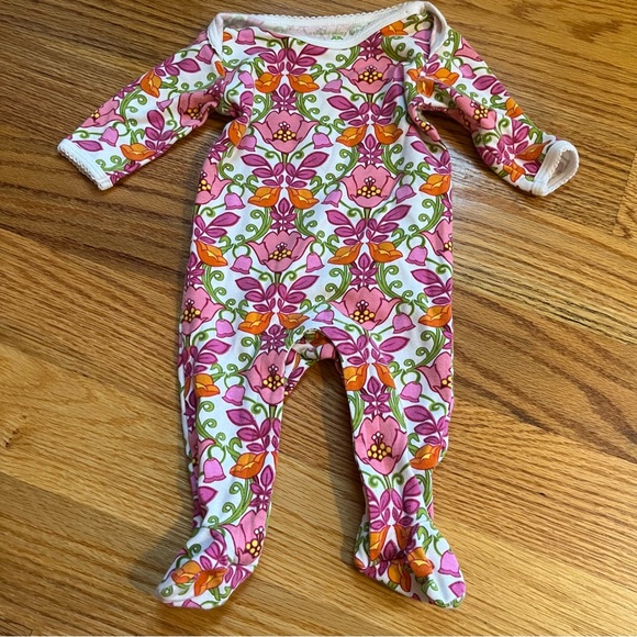 Vera Bradley floral sleeper bodysuit size 0-3 months - Picture 1 of 3